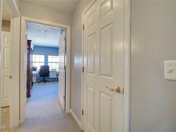 2nd image of 23004 Chandlers Ln #4-229
