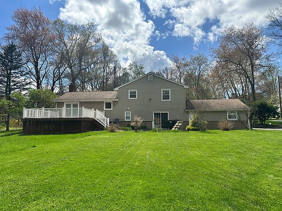 4th image of 65 Gate Ridge Rd