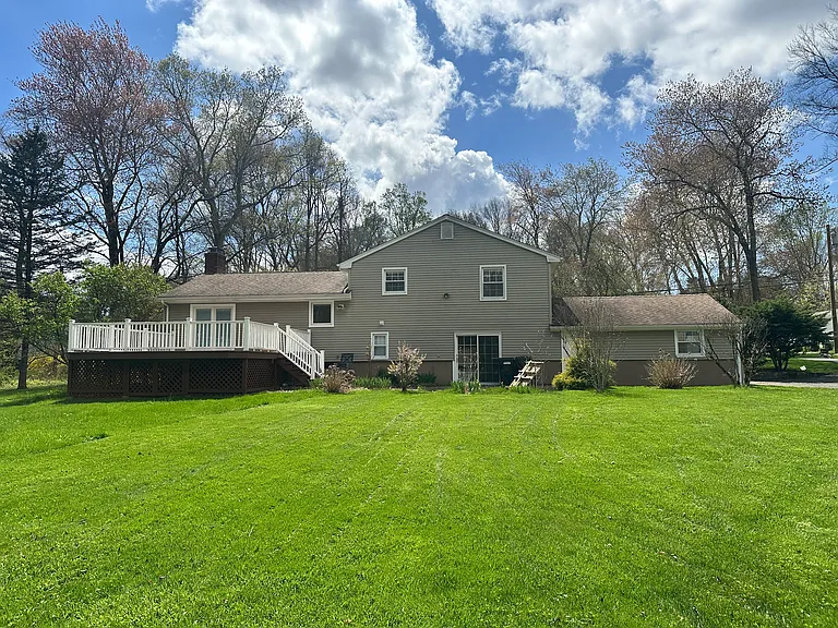 65 Gate Ridge Rd — Photo 4