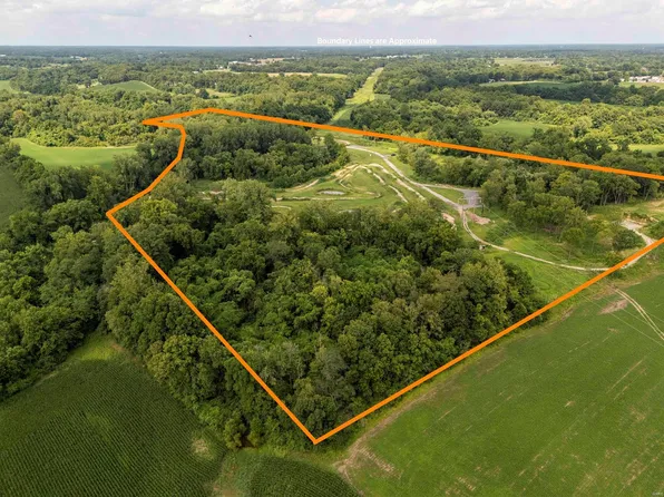 3098 Harris Ln, Alton, IL 62002