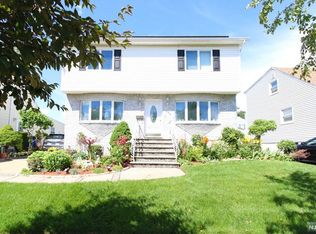 335 Harding Ave, Lyndhurst, NJ 07071