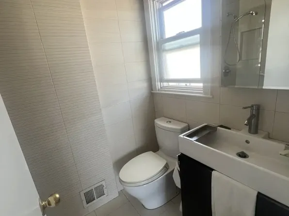 15XX 208th Pl, Bayside, NY 11360
