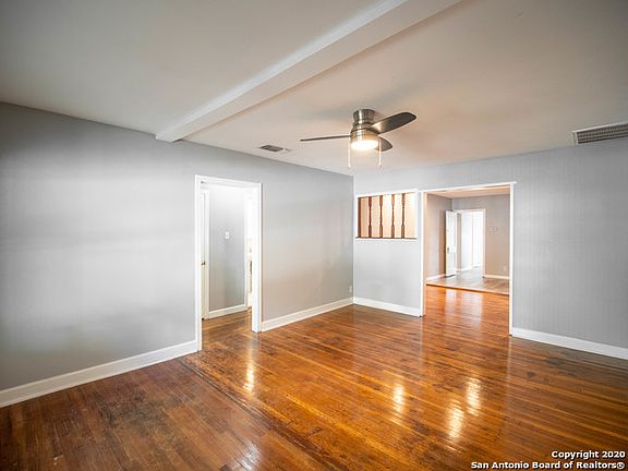 5th image of 1426 Greer St