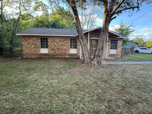 1654 Flicker Dr, Mobile, AL 36605