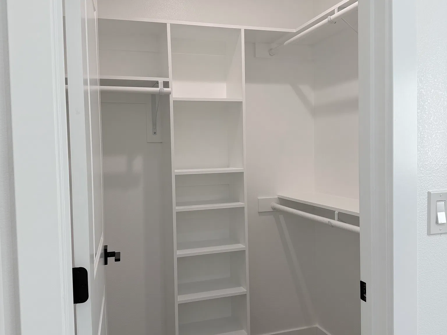 1 bed, $1,800 — Photo 3