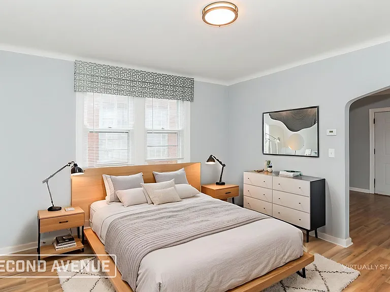 1522 Kinney Ave — Photo 5
