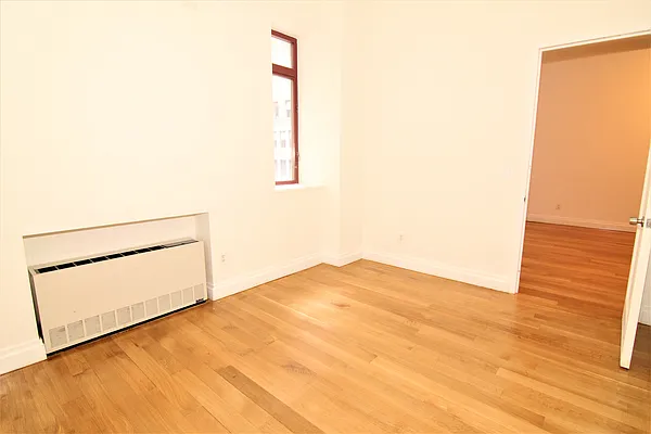 Rented by Oxford Property Group | media 16