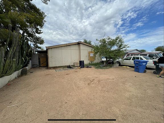 4th image of 1954 E Grovers Avenue