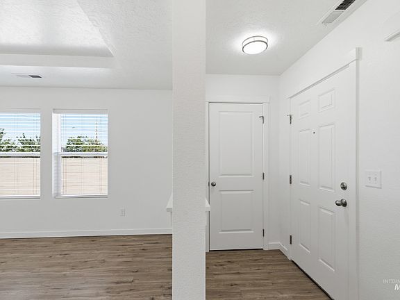 5th image of 10256 Scout Ridge St