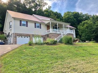 157 Montana Rd, Charleston, WV 25312