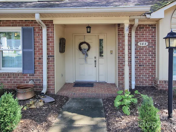 783 Union St S, Concord, NC 28025