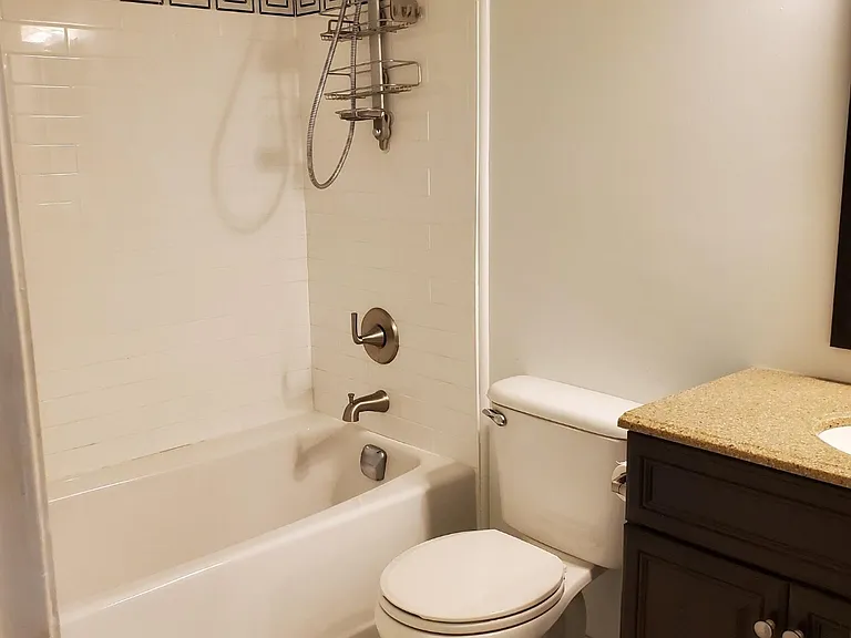 2808 Tamarack Trl — Photo 4