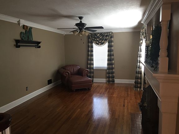 3rd image of 5400 Memorial Blvd