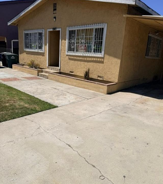 FRONT AREA