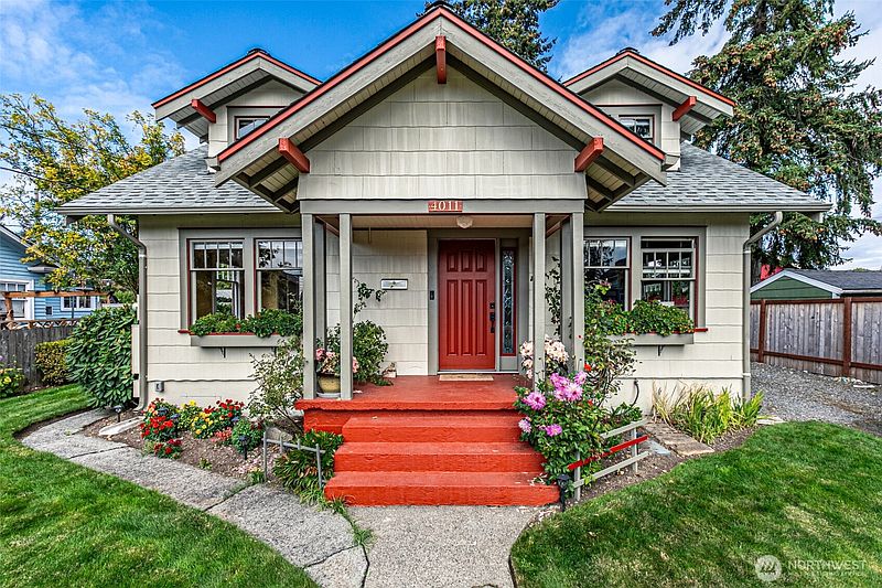 2nd image of 4011 S Wright Avenue