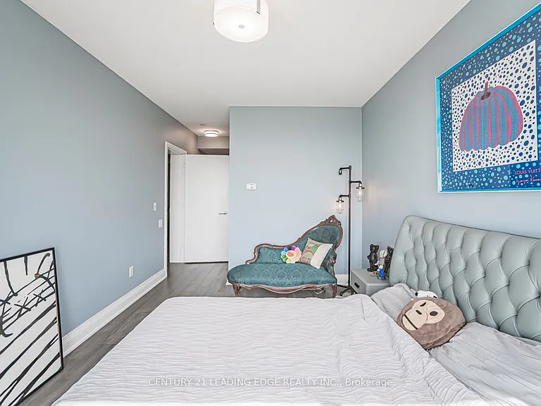2191 Yonge St #5104 — Photo 47