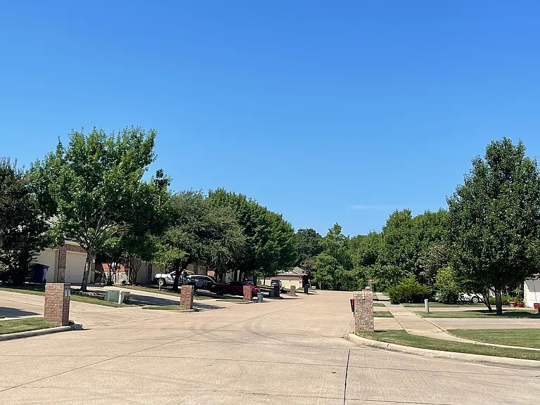 1510-1512 Piedmont Dr — Photo 14
