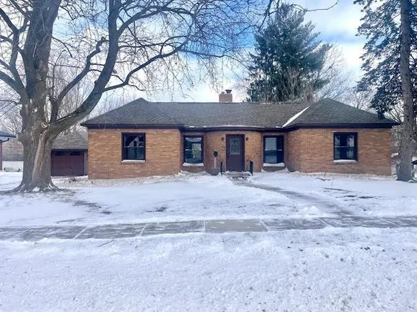 120 North Madison Street, Evansville, WI 53536