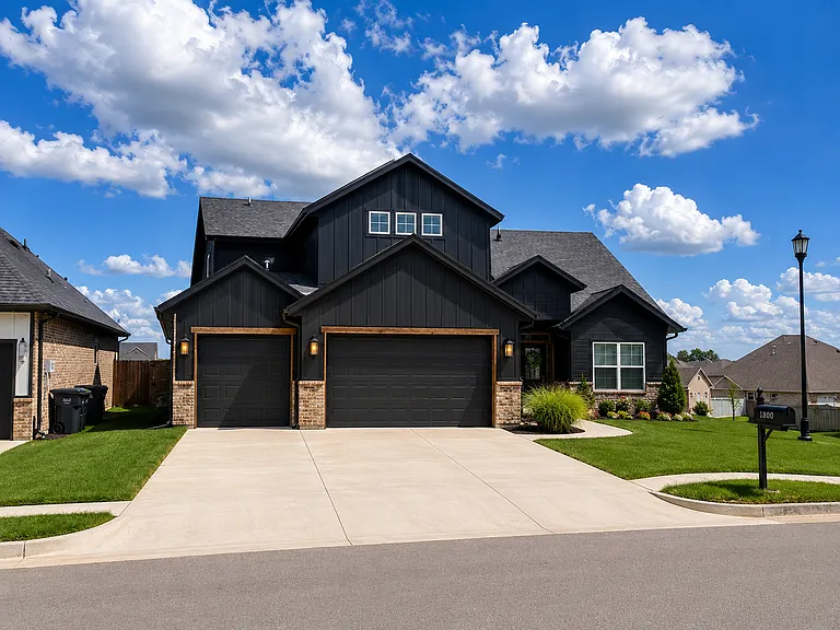 6200 Kinnick Dr — Photo 1