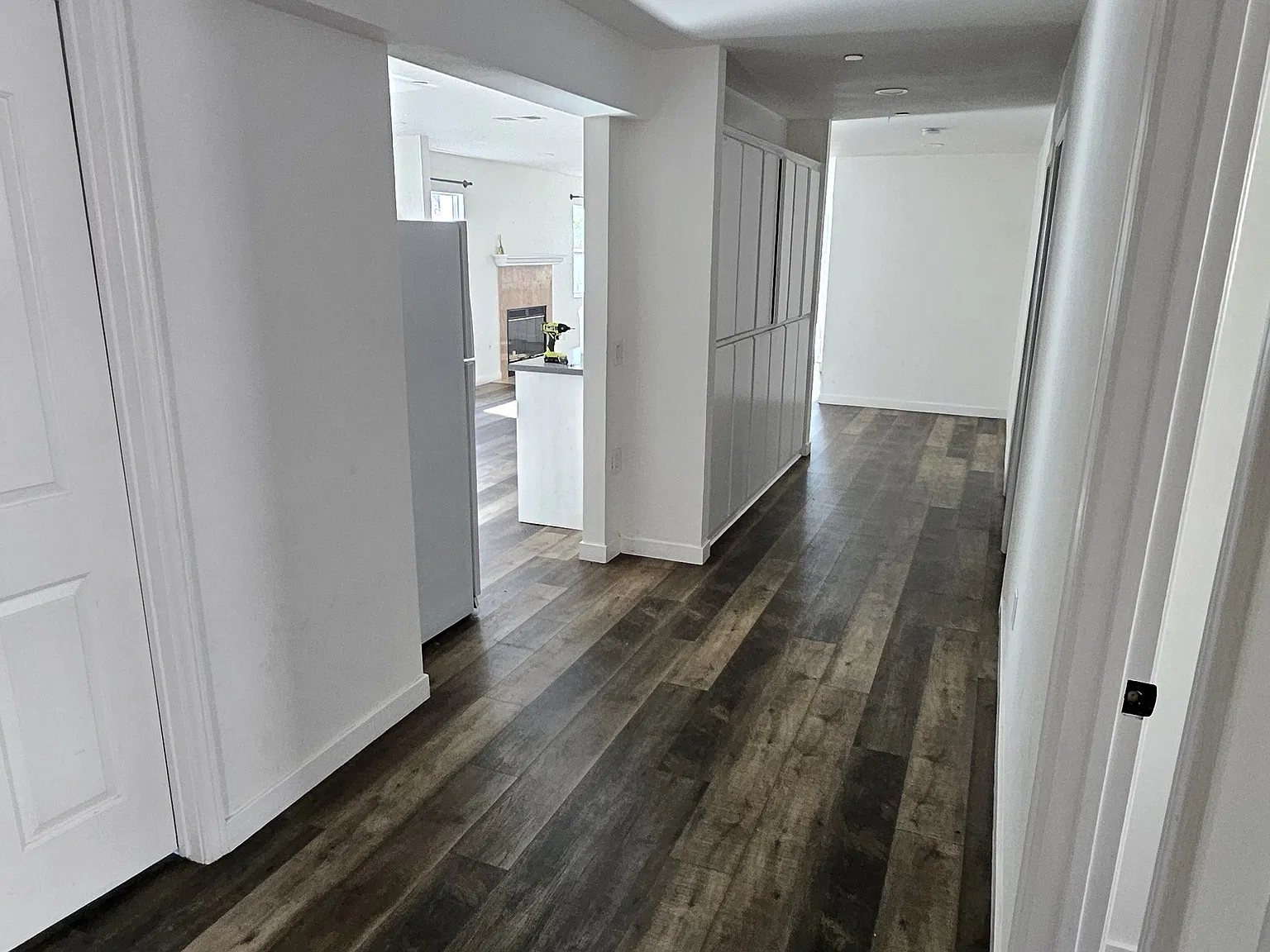 3 bed, 1350 sqft, $3,650 — Photo 2