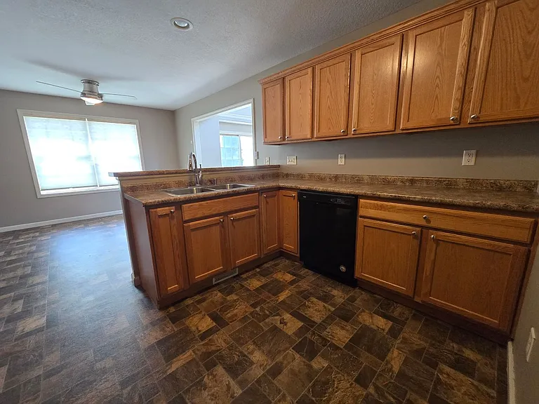 3475 Enclave Way — Photo 6