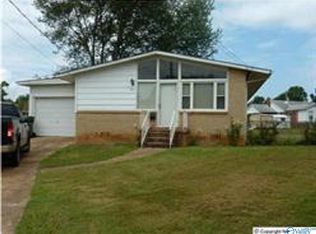 425 Ewing St NW, Huntsville, AL 35805