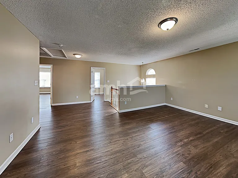 3501 Lownwood Way — Photo 11