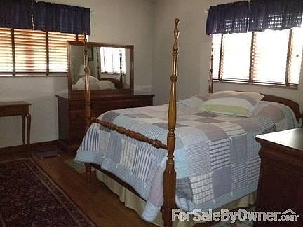 Lower deck in back
						:
						door to family room (or mother-in-law space)