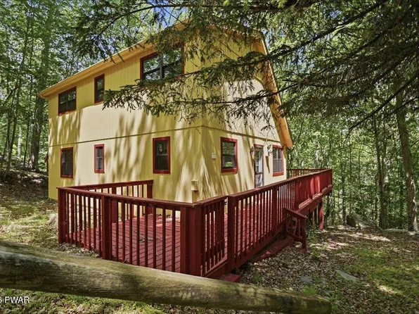 5926 Decker Rd, Bushkill, PA 18324