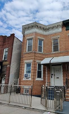2nd image of 4131 18th Ave #2