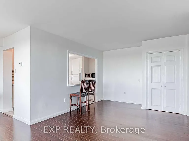 10 Stonehill Ct #1210 — Photo 8