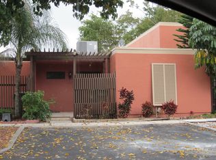 1583 Fairway Rd, Pembroke Pines, FL 33026