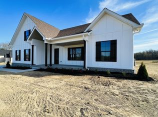 2283 Rock Bridge Rd, Portland, TN 37148