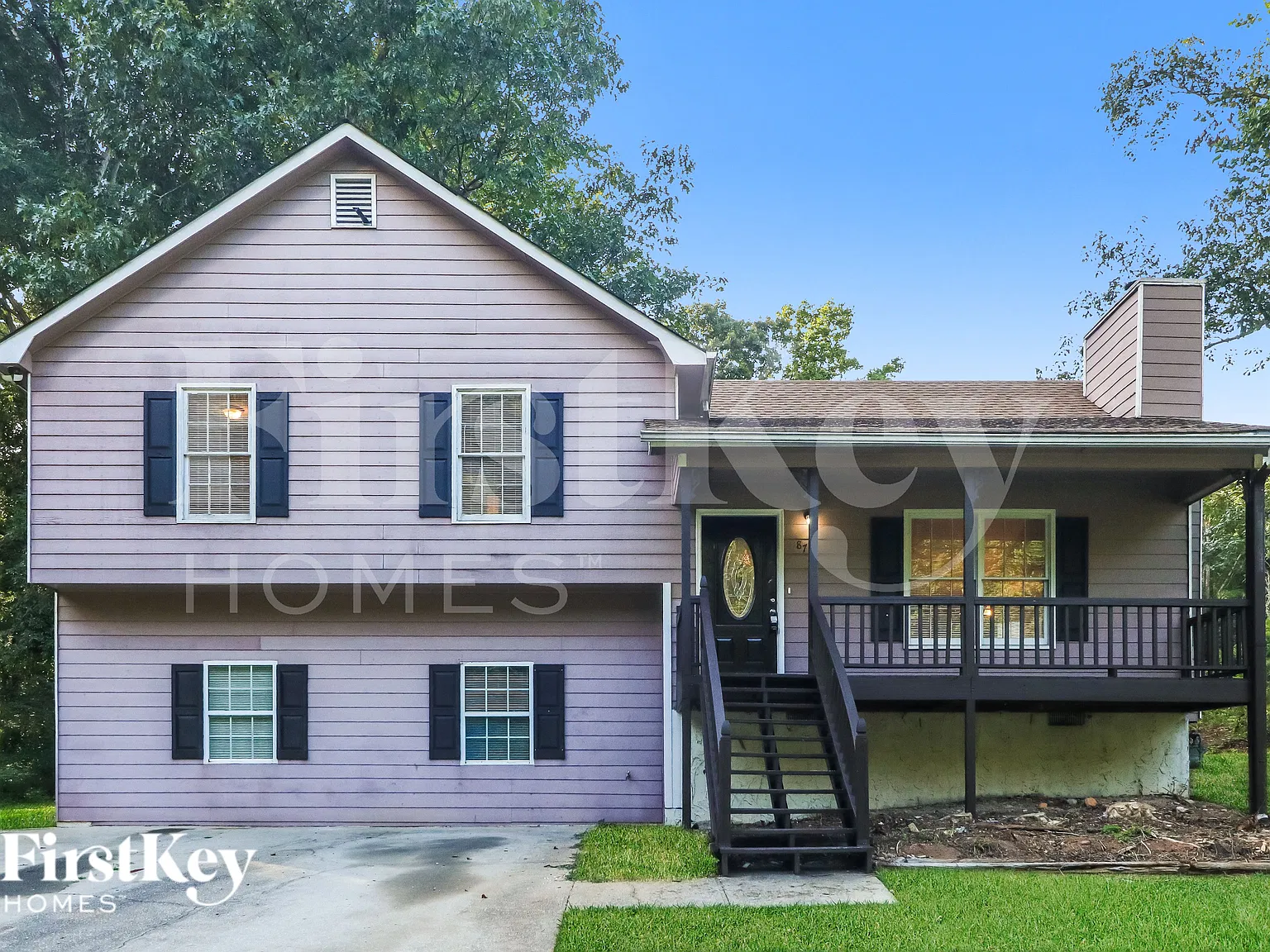 5 bed, 2.0 bath, 1320 sqft, $1,705 — Photo 1