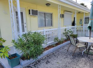 85 144th Ave #1A, Madeira Beach, FL 33708