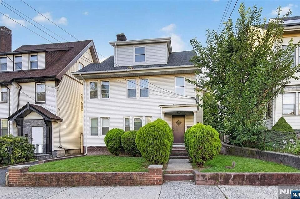 1st image of 23-25 Leo Place