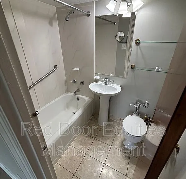 123 N Broad St #502 — Photo 11