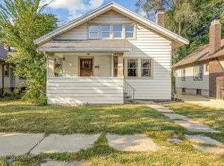 2015 School St, Rockford, IL 61101