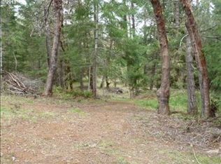413 Lakey Acres Ln, Roseburg, OR 97471