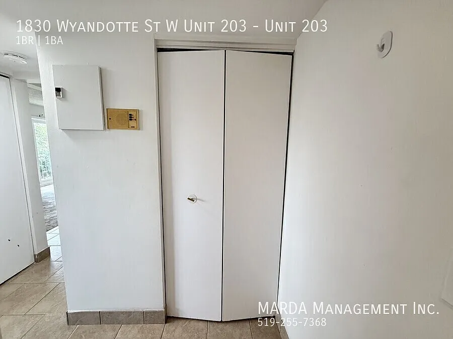 Fully Renovated 1 Bed/ 1 Bath Apartment In West Windsor + Hydro — Photo 3