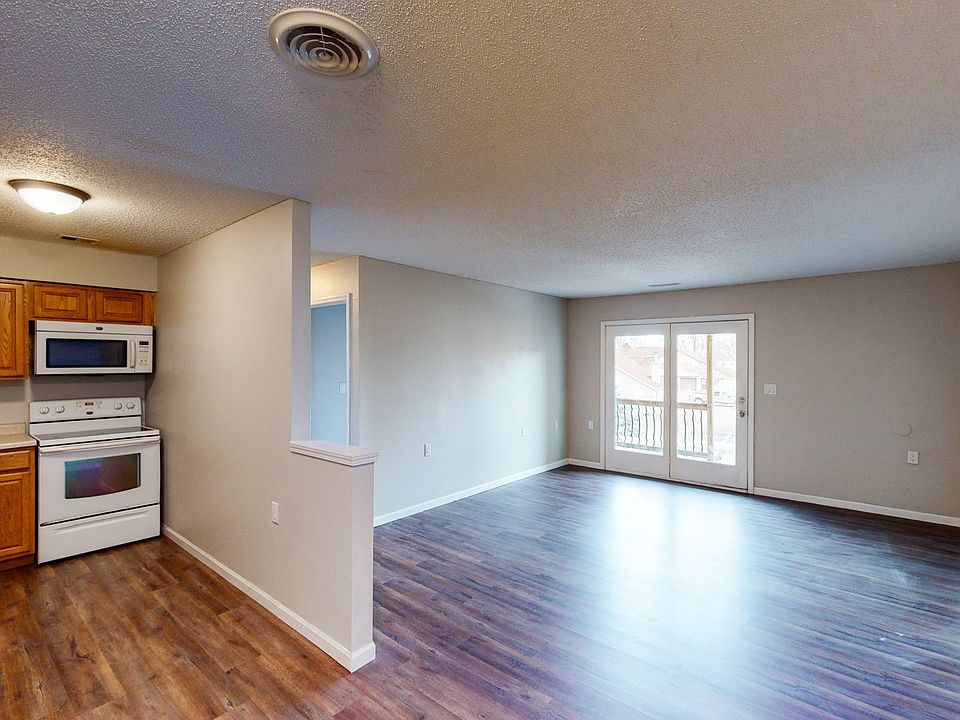 East Village Condominiums Apartment Rentals Spirit Lake, IA Zillow