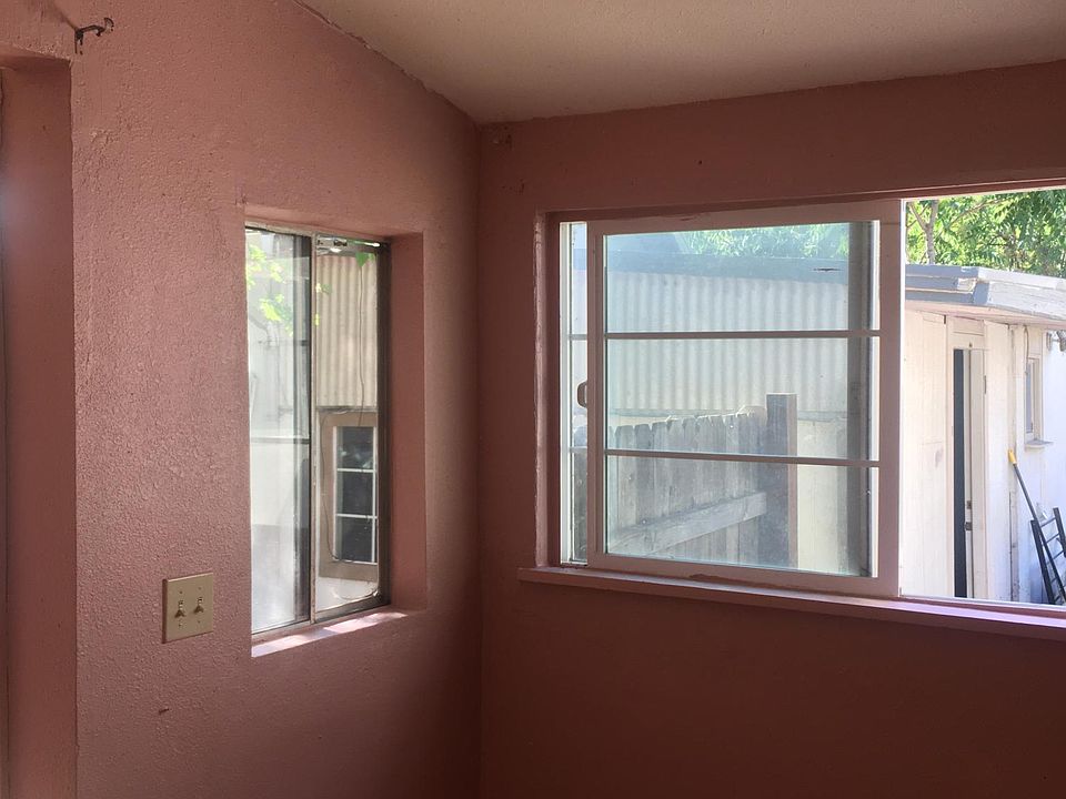 1st image of 2174 S Ash St #1/2