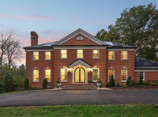 10900 Tara Rd, Rockville, MD 20854