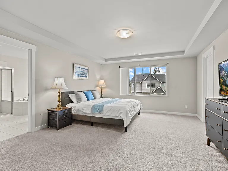 1407 S 281st St — Photo 19