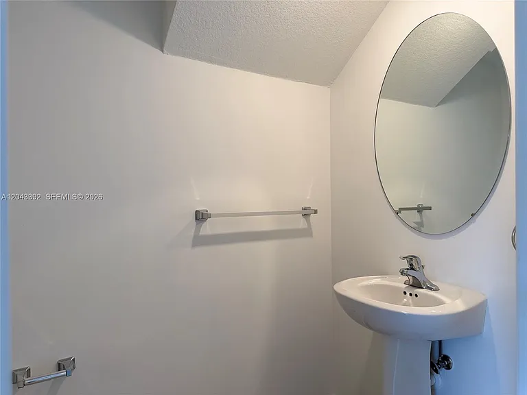 11936 SW 247th Ter — Photo 11