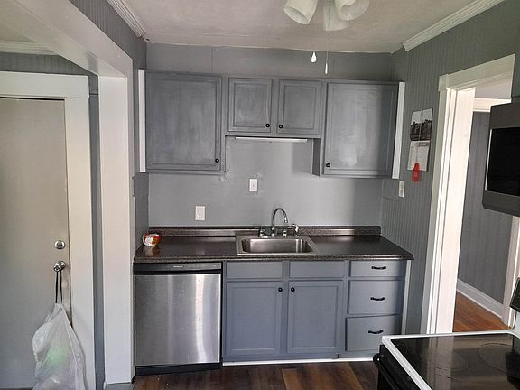 5th image of 1702 NW 1st Ave