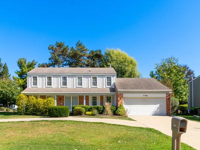 21860 Clover Ln, Novi, MI, 48375