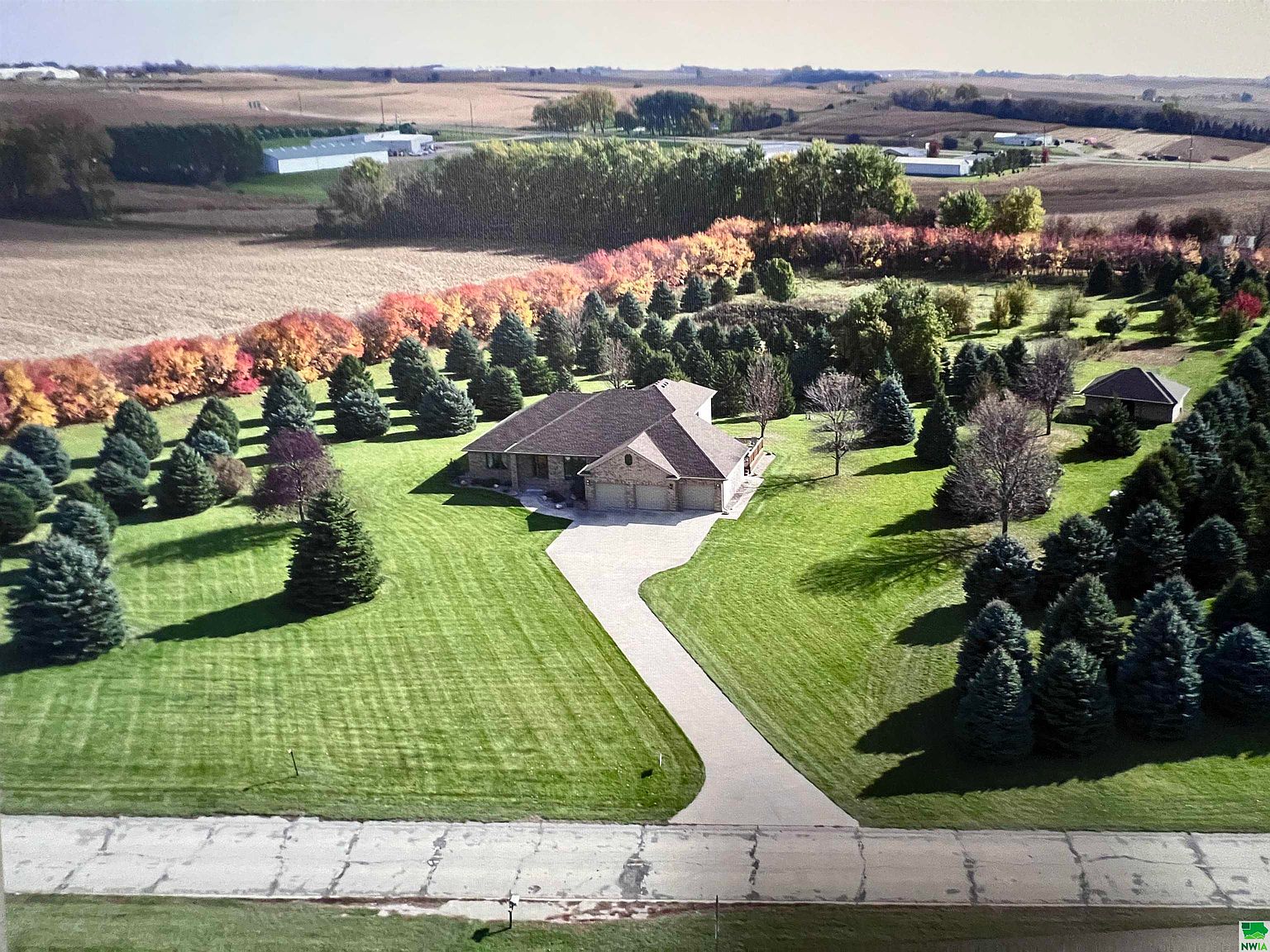 7642 Correctionville Rd, Lawton, IA 51030 Zillow