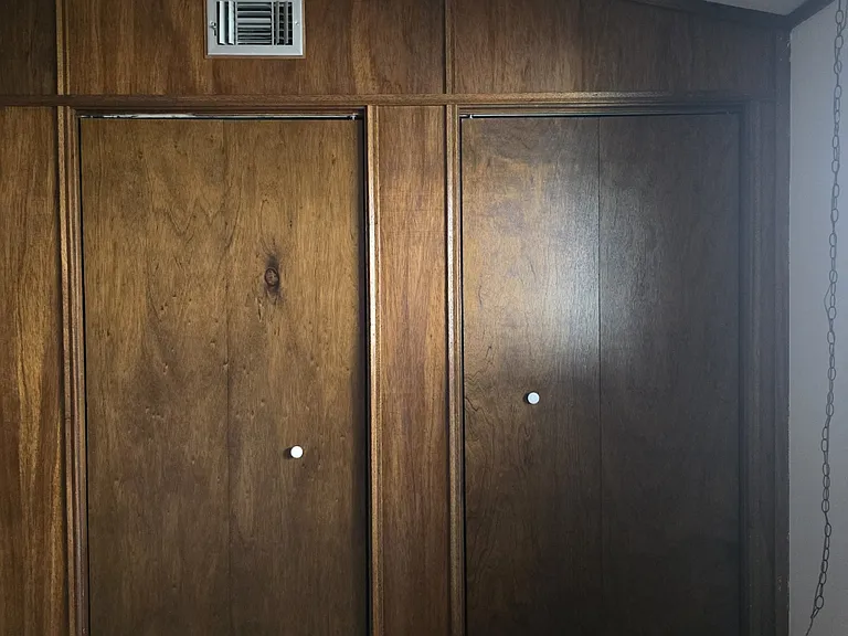 826 E Oakridge Ct — Photo 17