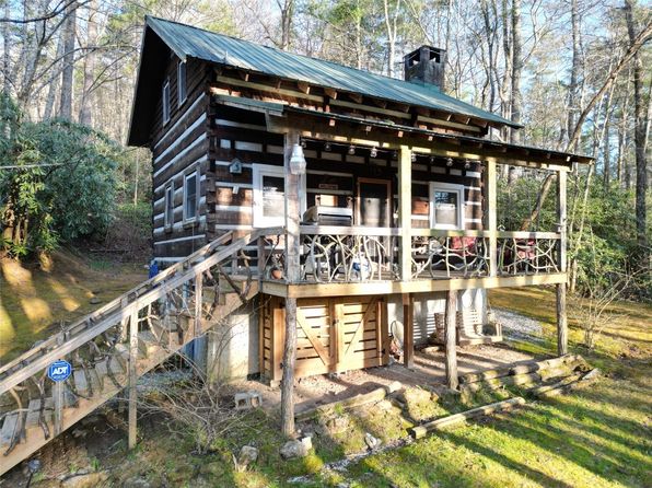 1524 McCall Road, Cashiers, NC 28717